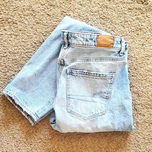 AE V-Rise Mom Jeans 4 LONG